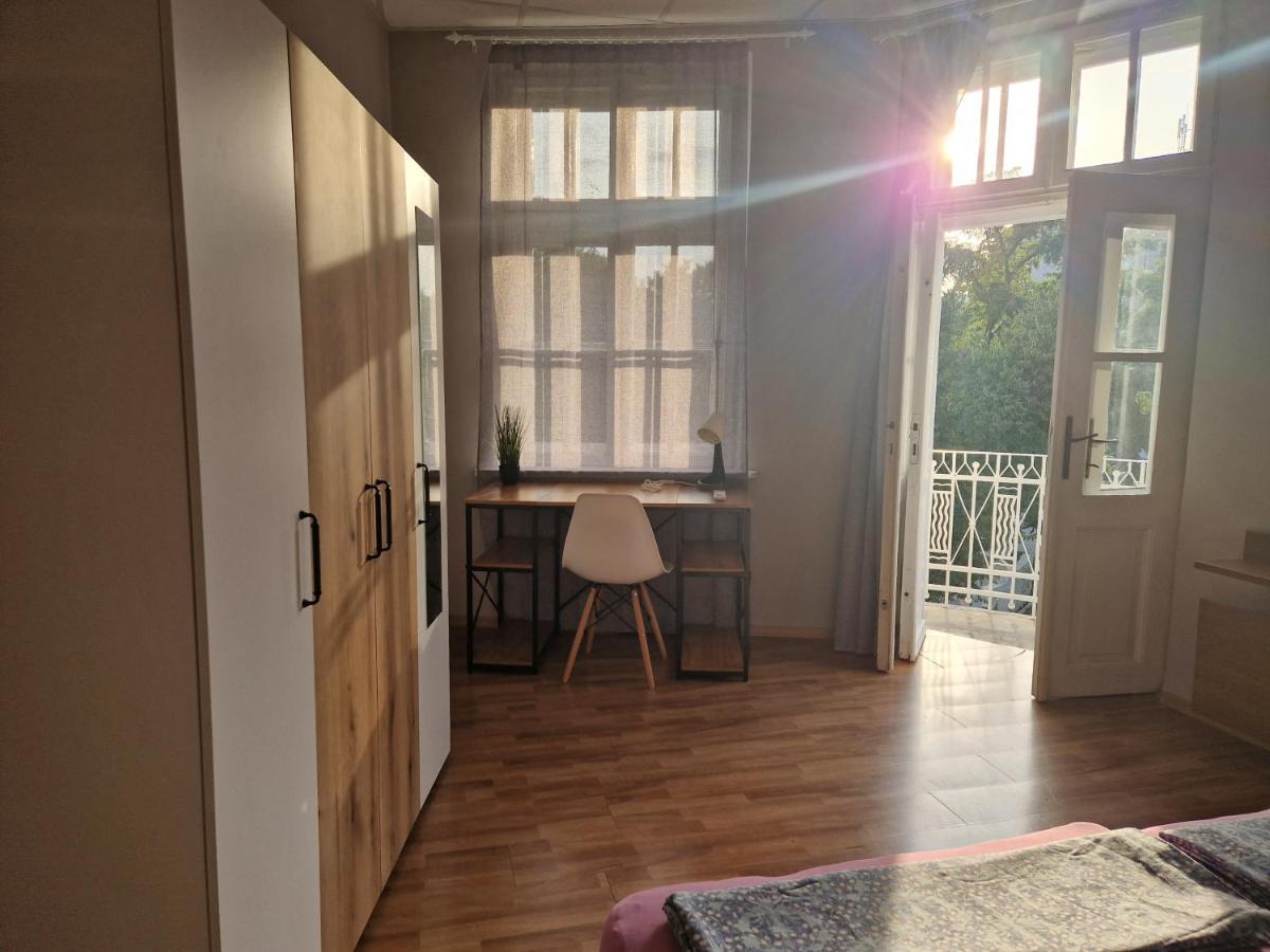 Lambo'S Corner Varna - Guest Rooms מראה חיצוני תמונה