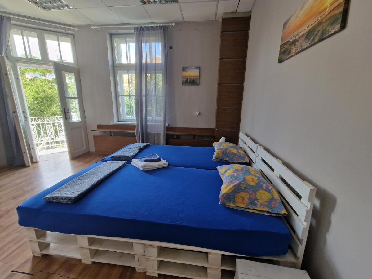 Lambo'S Corner Varna - Guest Rooms מראה חיצוני תמונה