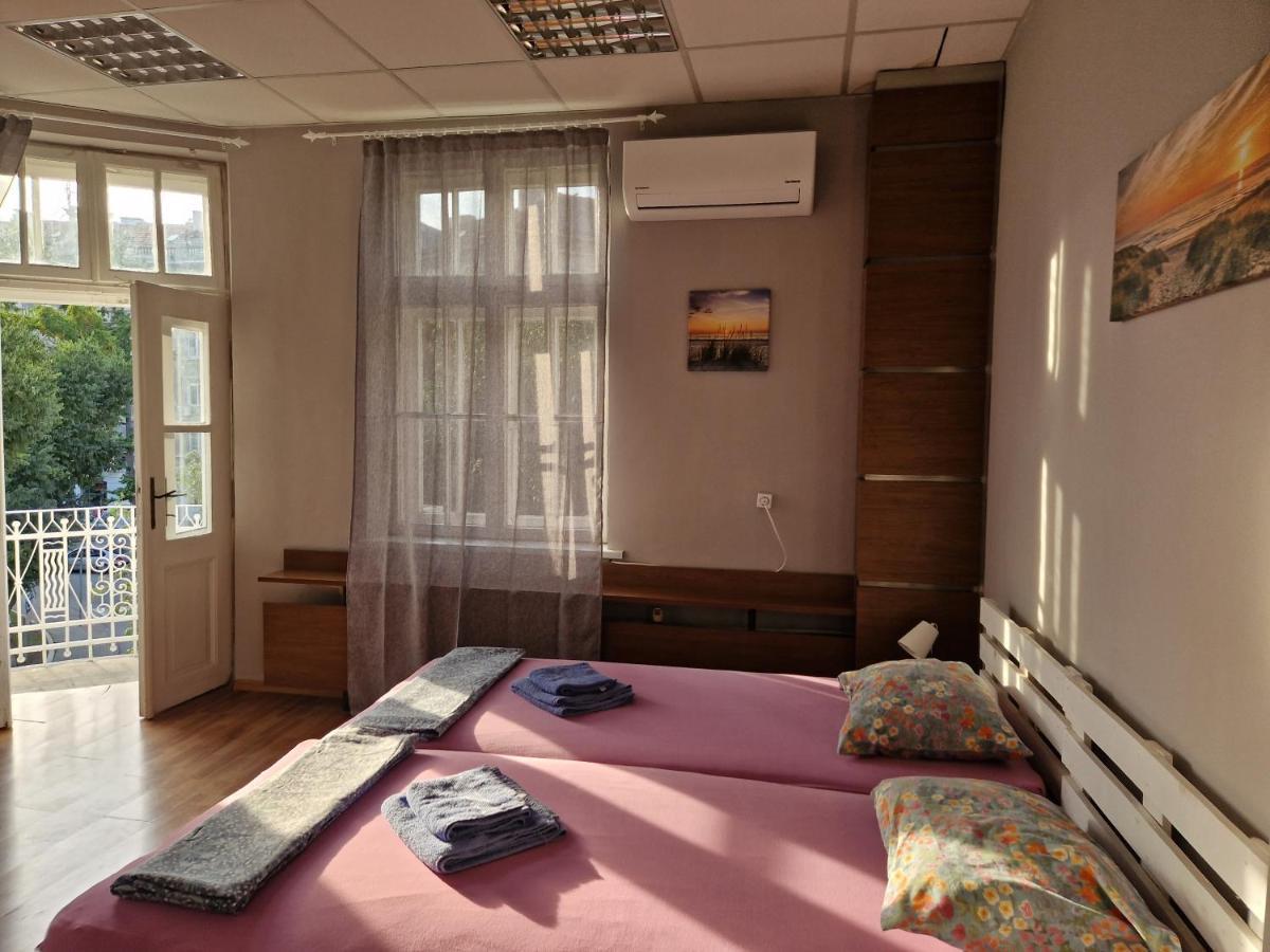 Lambo'S Corner Varna - Guest Rooms מראה חיצוני תמונה
