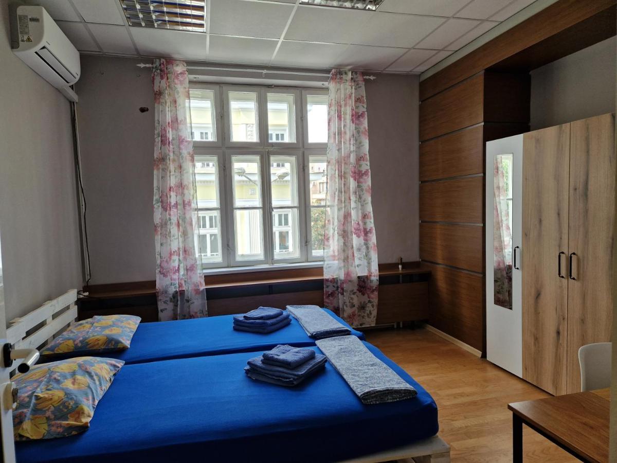 Lambo'S Corner Varna - Guest Rooms מראה חיצוני תמונה