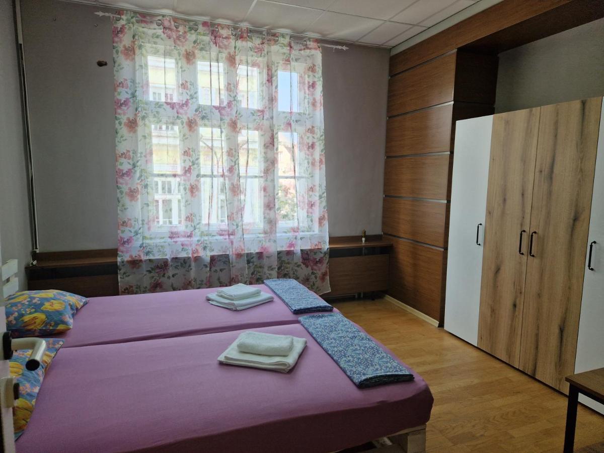 Lambo'S Corner Varna - Guest Rooms מראה חיצוני תמונה