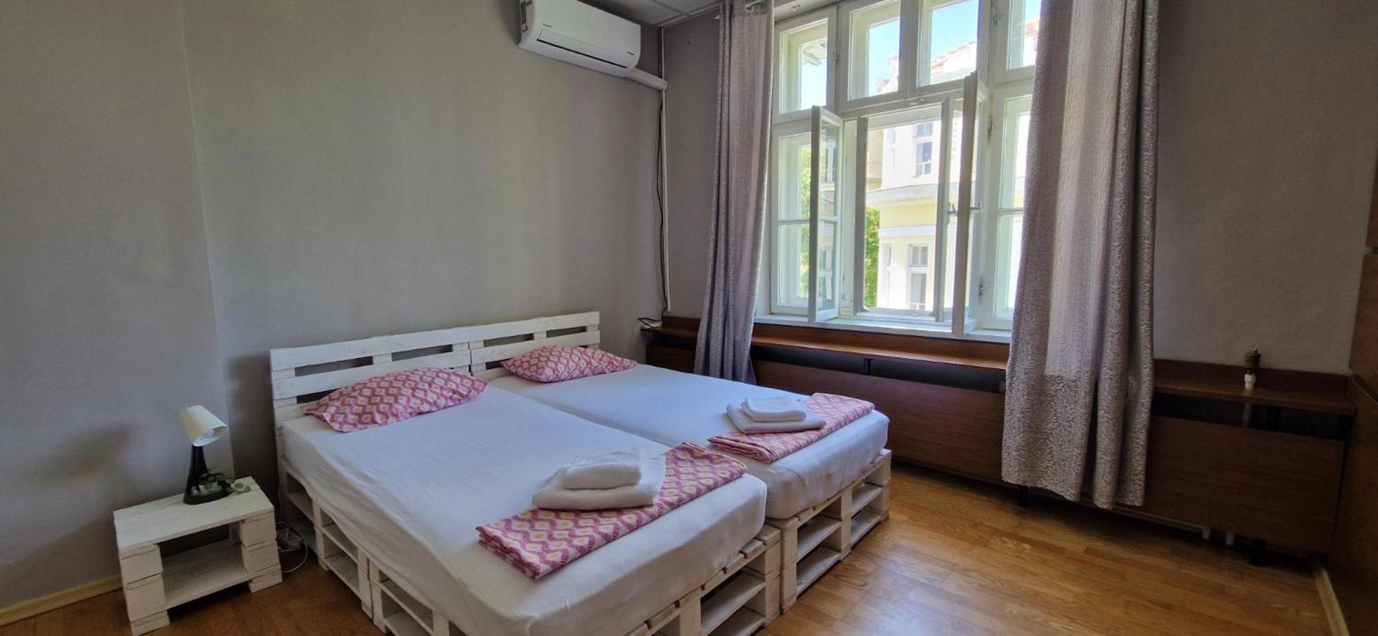 Lambo'S Corner Varna - Guest Rooms מראה חיצוני תמונה