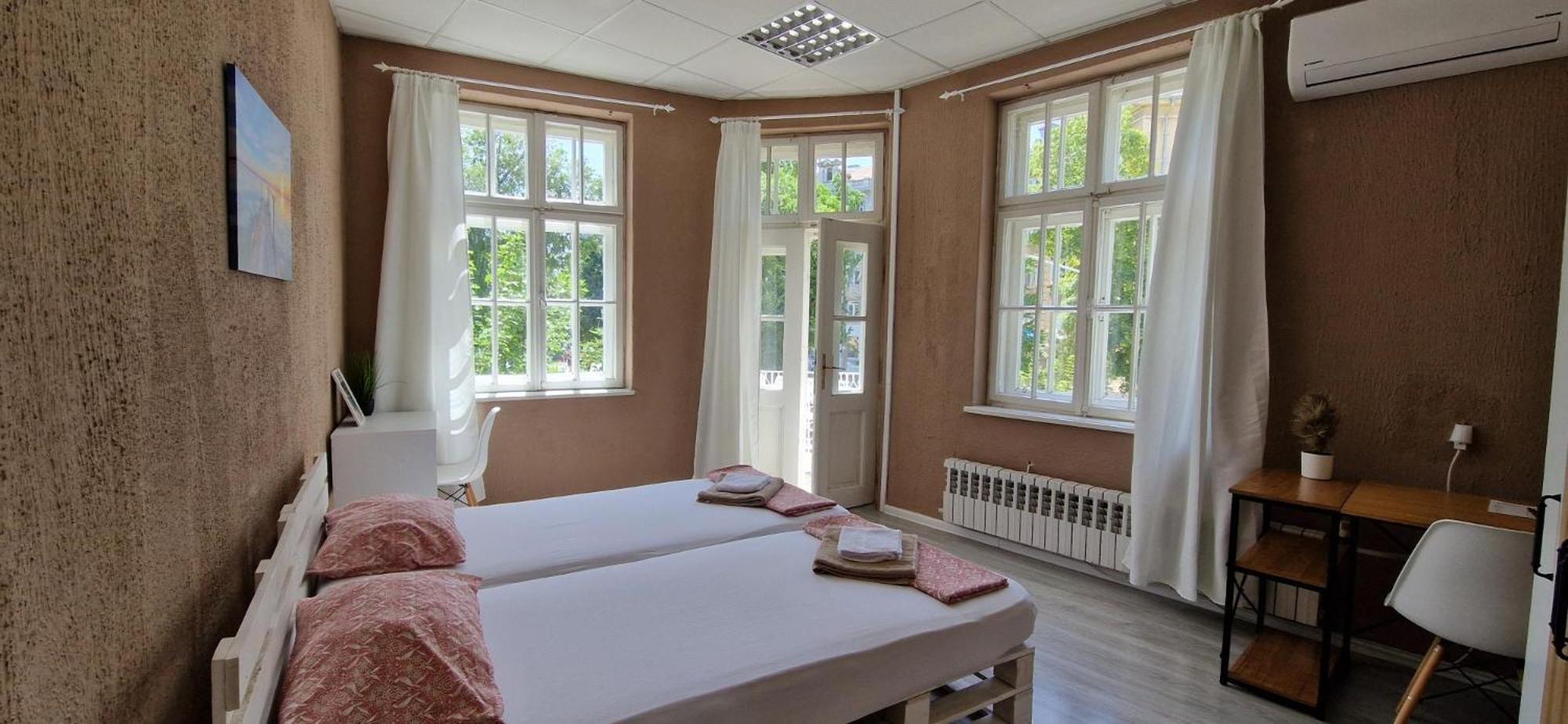 Lambo'S Corner Varna - Guest Rooms מראה חיצוני תמונה